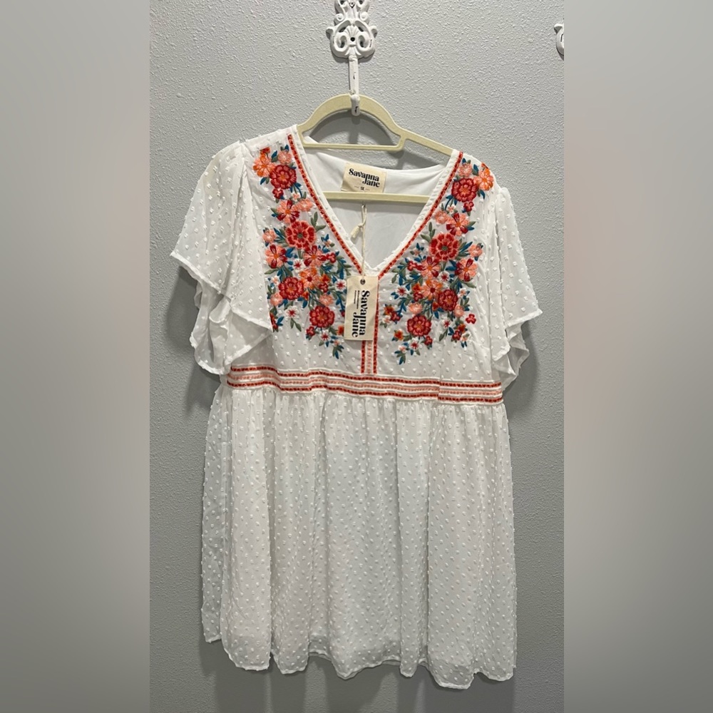 1X White Dress with Floral Embroidery. New with tags